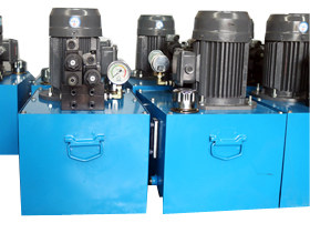 立式(shi)液壓系統成品區(qū)