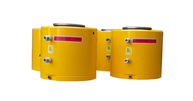 超高壓(ya)液壓油缸(gāng)