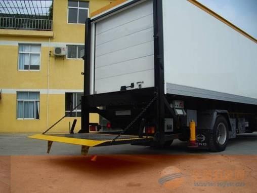 垂直升降(jiàng)汽車尾闆