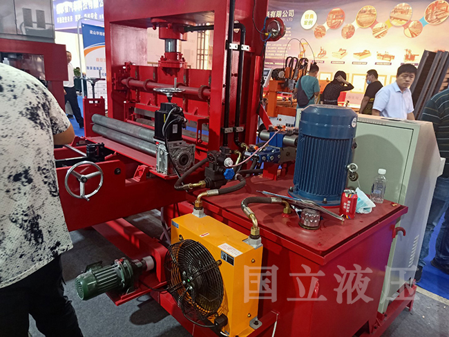 柴油(you)機應急(jí)液壓系(xi)統